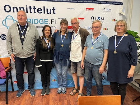 Mixedparikilpailun mitalistit
